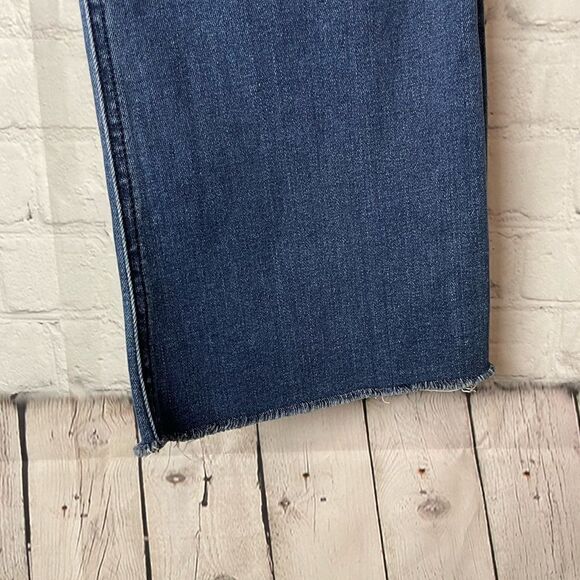 Tularosa Camilla Crop Flare Jean 26 - Picture 3 of 12